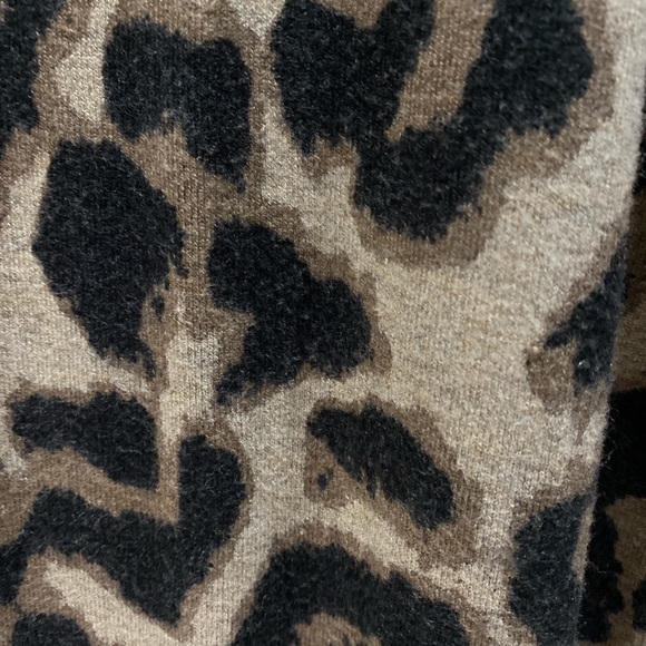 Leopard print sweater - Picture 4 of 4